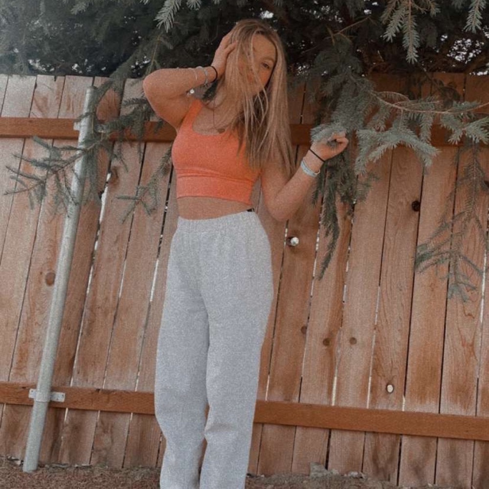 Meet your Posher, Alyssa